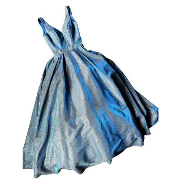 Formal Long Full Skirt Prom dress with pockets - Size 2 - Peacock Blue - Picture 12 of 16